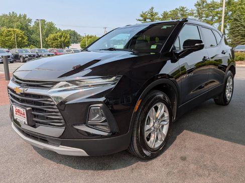 Used 2020 Chevrolet Blazer LT w/ Sound & Technology Package AWD/4WD image 4