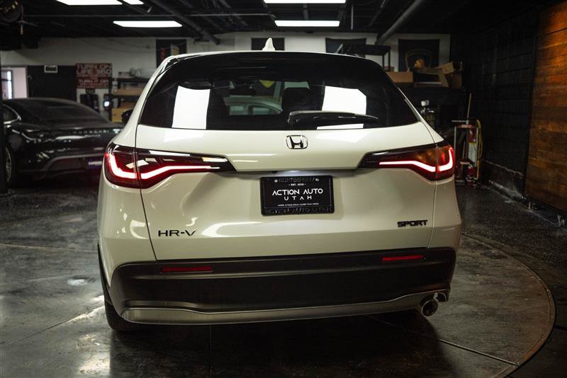 Used 2025 Honda HR-V Sport image 6