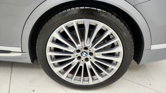 Used 2024 BMW X7 xDrive40i w/ Premium Package AWD/4WD image 78