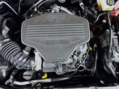 New 2025 Chevrolet Blazer LT w/ Sound & Technology Package image 32