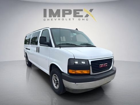 Used 2025 GMC Savana 3500 LT w/ LT Preferred Equipment Group RWD image 5