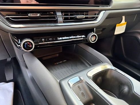 New 2026 Chevrolet Equinox EV RS image 27