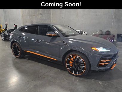 Used 2022 Lamborghini Urus