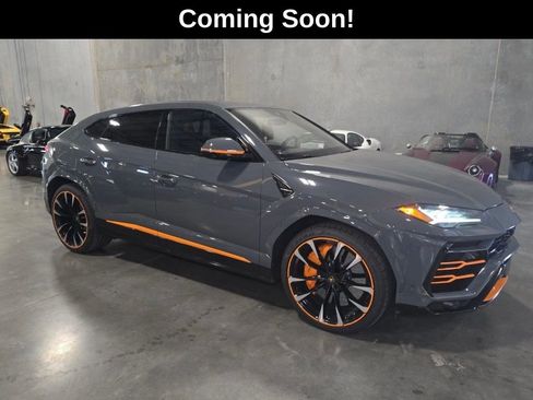 Used 2022 Lamborghini Urus image 1