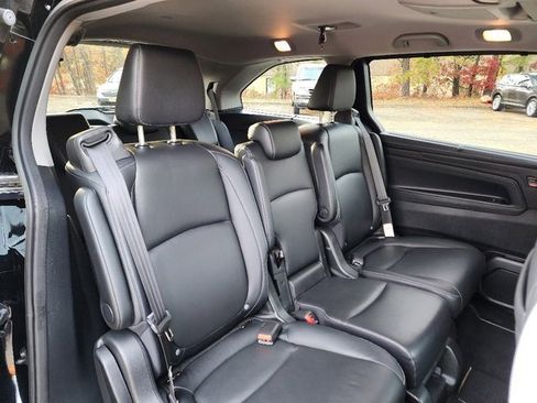 Used 2023 Honda Odyssey Touring image 16