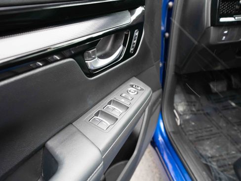 Used 2023 Honda CR-V EX-L image 7