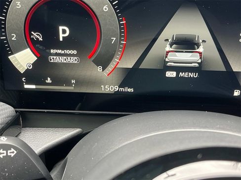 Certified 2025 Nissan Kicks SR image 43