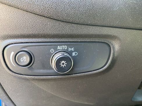 Used 2024 Chevrolet Equinox LS FWD image 25