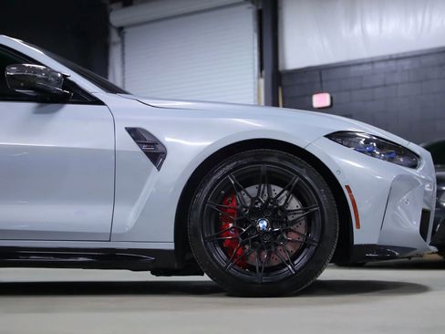 Used 2021 BMW M4 Competition w/ M Carbon Exterior Package image 11