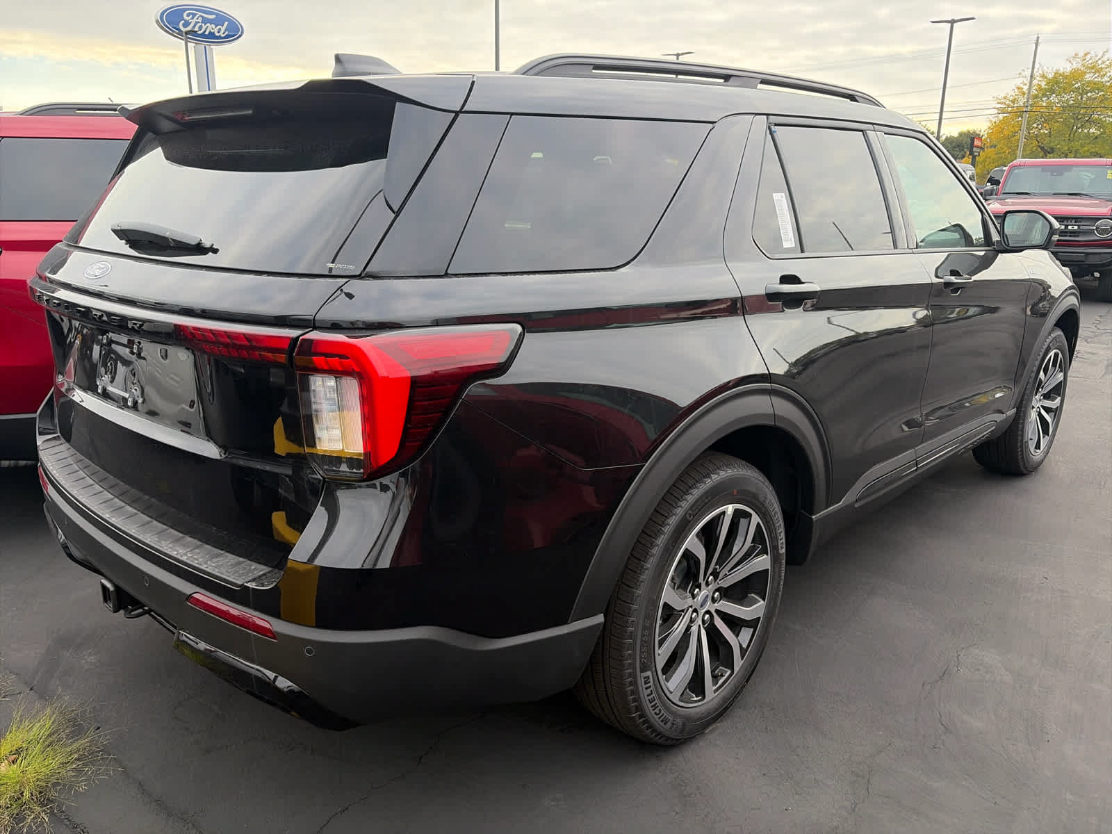 New 2027 Ford Explorer ST-Line AWD/4WD image 10