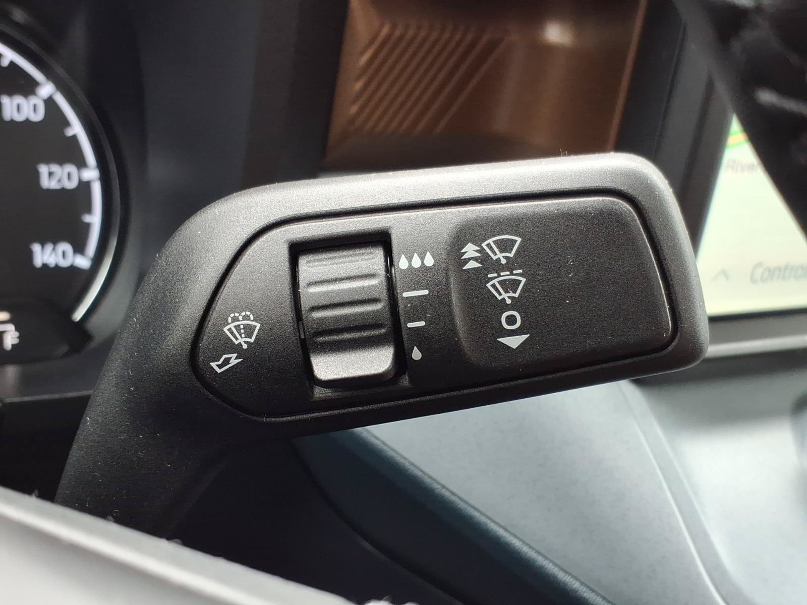 Used 2024 Ford Maverick Lariat w/ 4K Tow Package AWD/4WD image 27