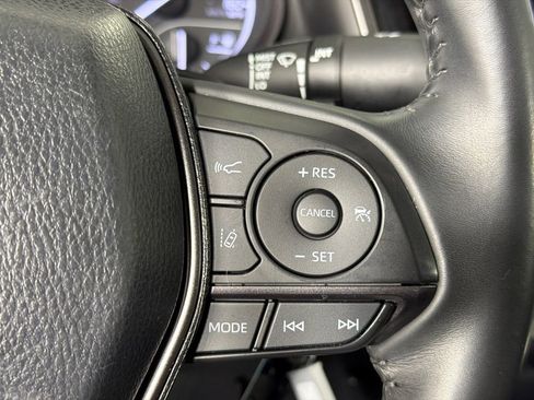 Used 2023 Toyota Camry SE FWD image 25