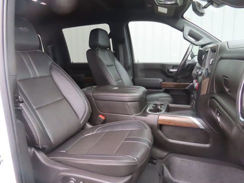 Used 2022 Chevrolet Silverado 2500 High Country AWD/4WD image 26