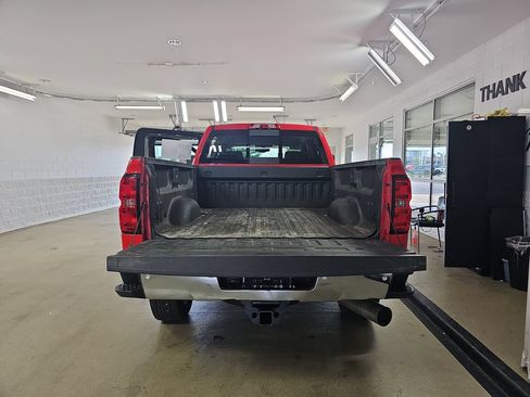Used 2019 Chevrolet Silverado 2500 LTZ w/ Duramax Plus Package AWD/4WD image 15