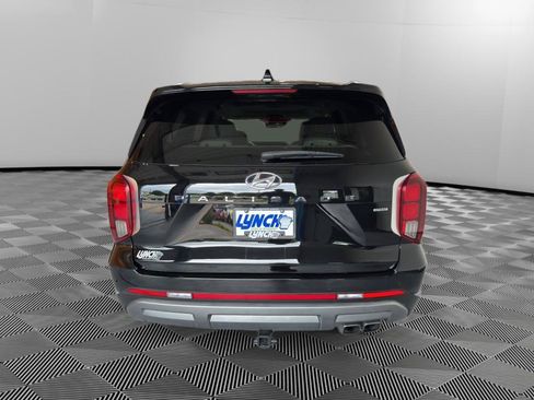 Used 2023 Hyundai Palisade Limited w/ Cargo Package AWD/4WD image 4