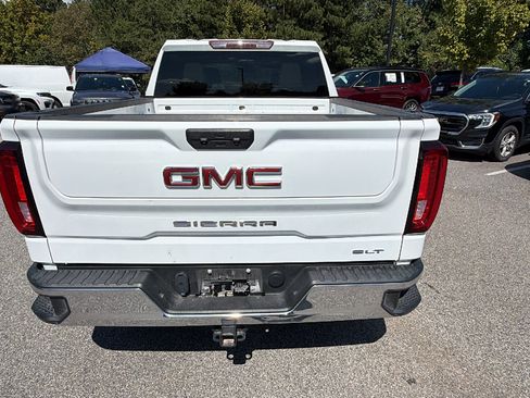 Used 2025 GMC Sierra 1500 SLT AWD/4WD image 9