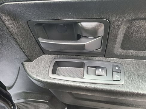 Used 2019 RAM 1500 Express w/ Wheel & Sound Group AWD/4WD image 10