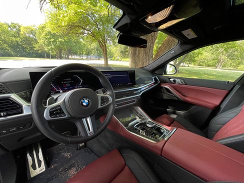 Used 2026 BMW X6 M60i image 11