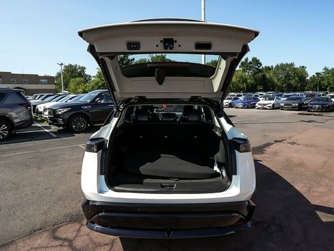 Used 2024 Nissan Ariya AWD image 54