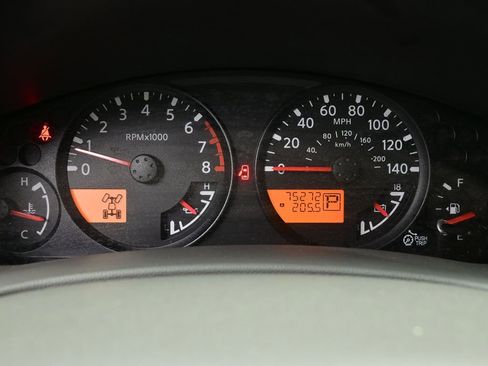 Used 2016 Nissan Frontier SV image 7