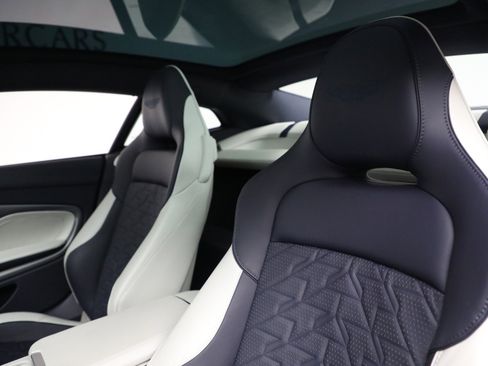 New 2025 Aston Martin Vanquish image 21