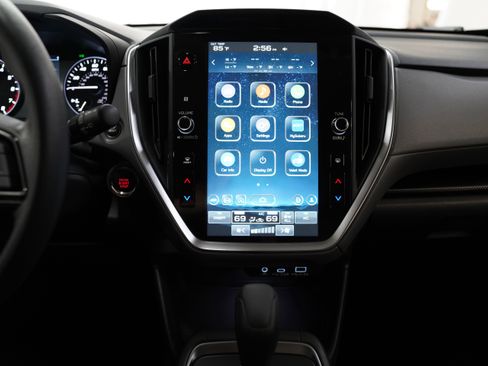 Used 2024 Subaru Crosstrek 2.0i Premium image 22