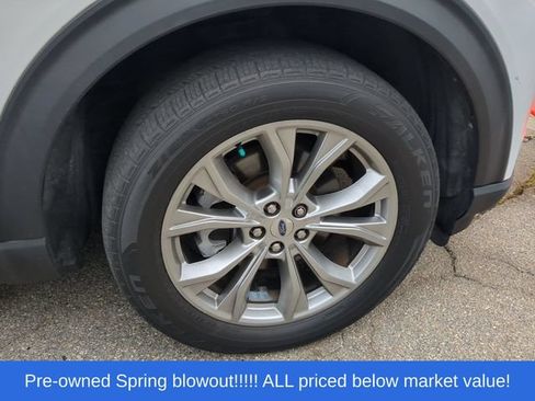 Used 2020 Ford Explorer XLT w/ Equipment Group 202A AWD/4WD image 15