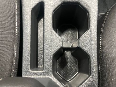 Certified 2025 Volkswagen Jetta S image 15