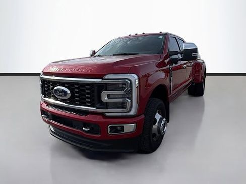 Used 2024 Ford F350 Platinum w/ FX4 Off-Road Package image 7