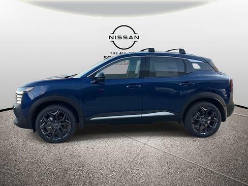 New 2026 Nissan Kicks SR w/ Cold Weather Package image 5