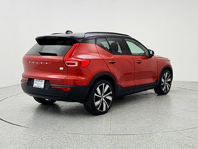 Used 2022 Volvo XC40 P8 Recharge Plus AWD/4WD image 5