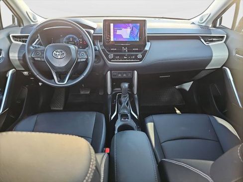 Certified 2025 Toyota Corolla Cross XLE w/ Convenience Package AWD/4WD image 19