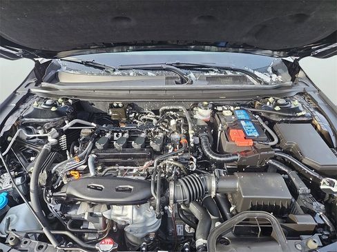 Certified 2023 Honda Accord LX image 28
