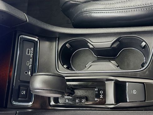 Certified 2025 Subaru Ascent Bronze Edition w/ Onyx Package image 17