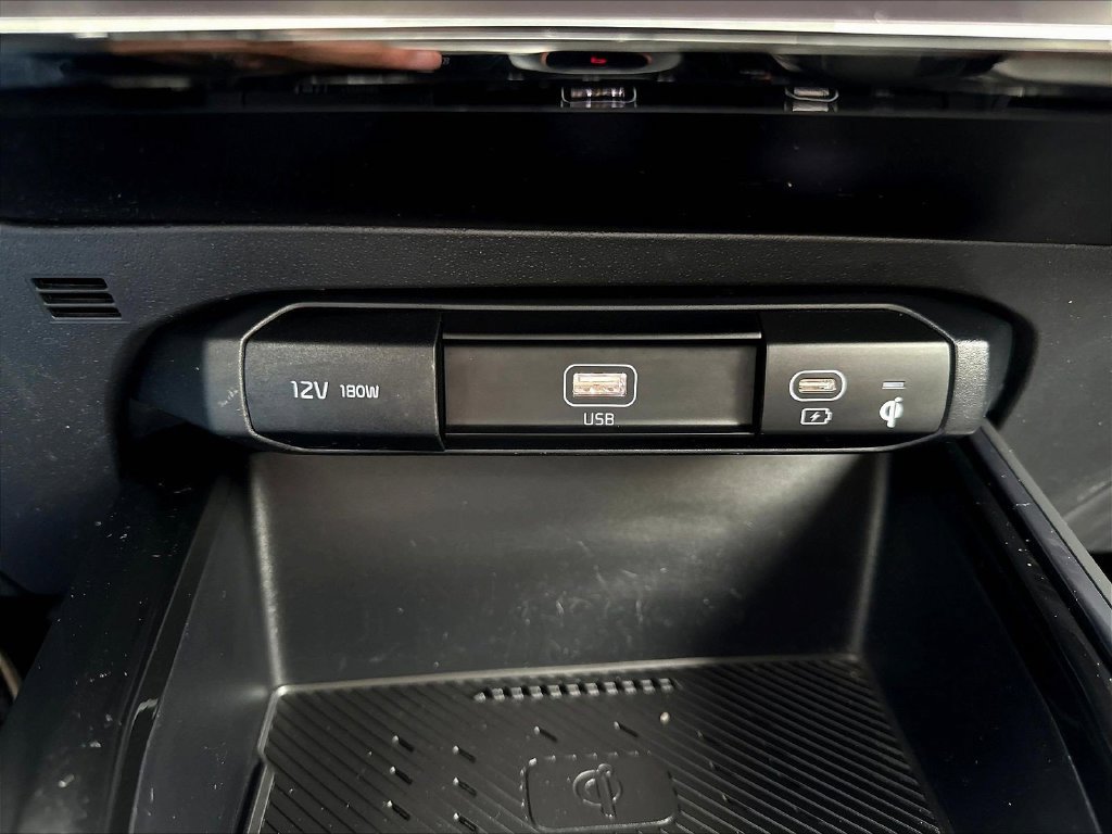 Used 2023 Kia Niro Wind w/ Wind Preserve Package FWD image 20