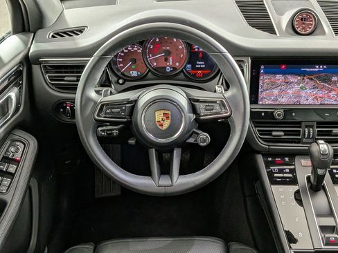 Certified 2025 Porsche Macan S AWD/4WD image 14