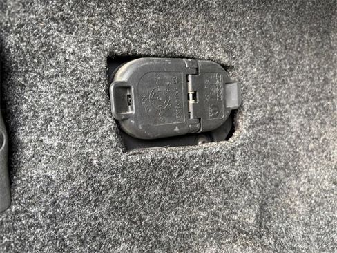 Used 2020 RAM 3500 Laramie image 37