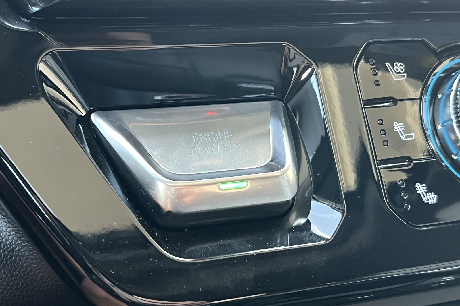 New 2026 GMC Sierra 1500 Denali AWD/4WD image 23
