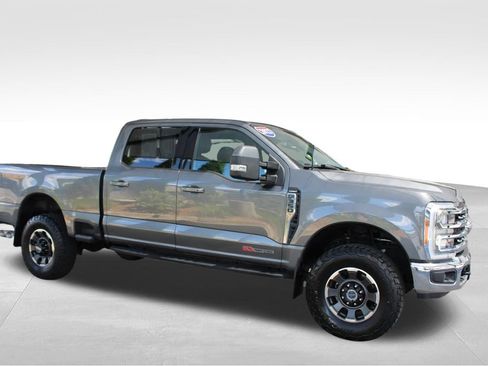 Used 2023 Ford F350 Lariat w/ Tremor Off-Road Package AWD/4WD image 19