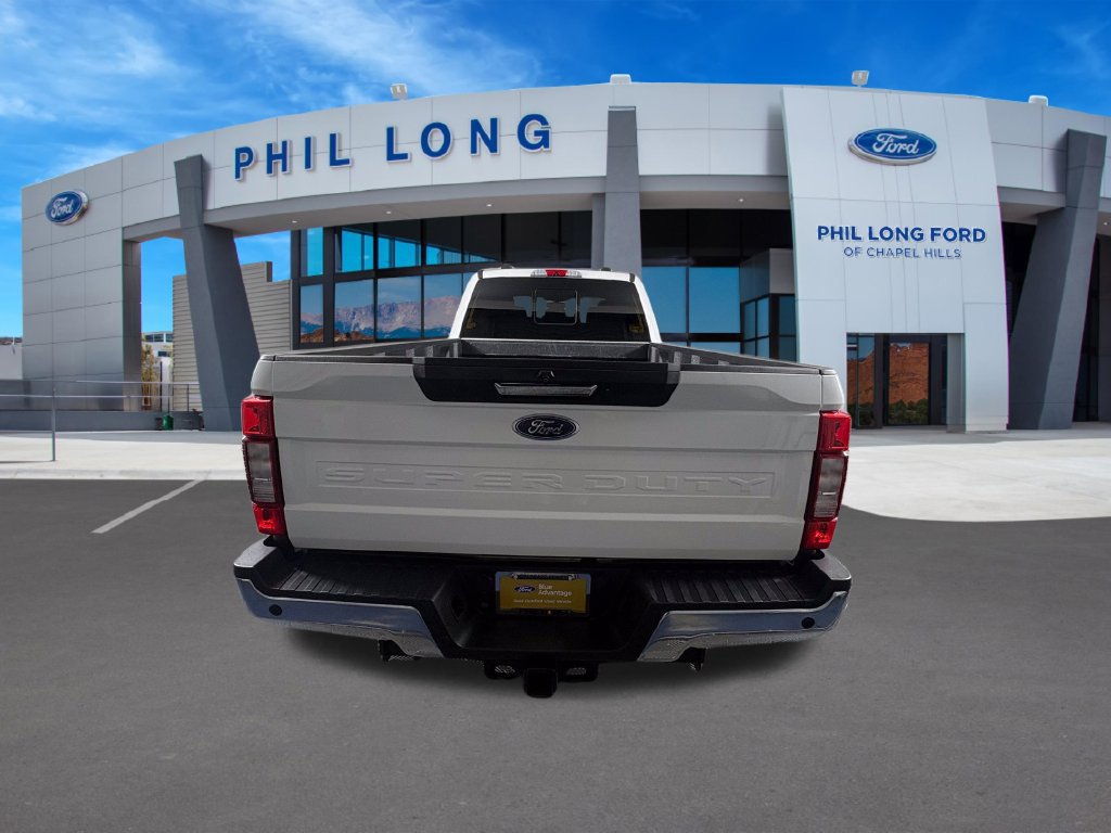 Used 2022 Ford F350 Lariat w/ Lariat Value Package AWD/4WD image 4