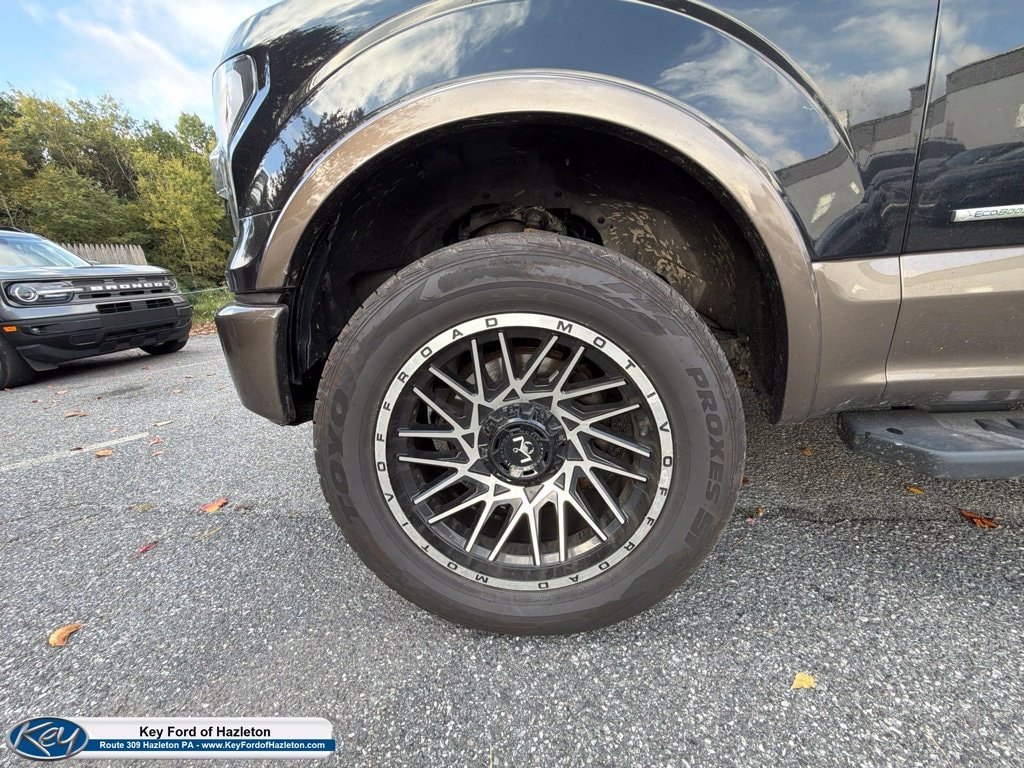 Used 2015 Ford F150 Lariat w/ Equipment Group 501A Mid AWD/4WD image 10