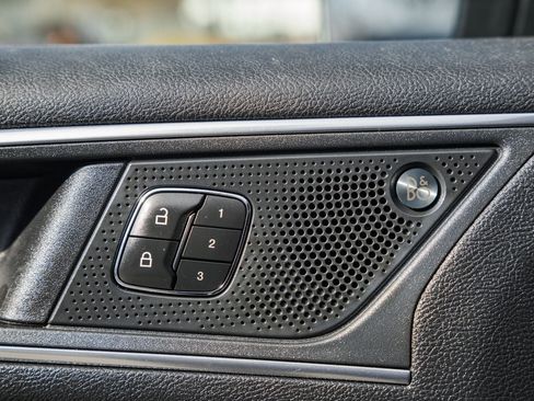 Used 2022 Ford Edge Titanium image 48