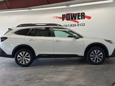 Used 2021 Subaru Outback Premium AWD/4WD image 2