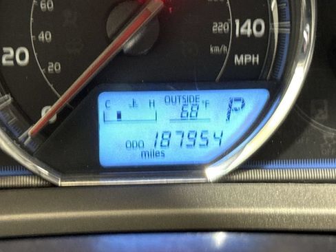 Used 2013 Toyota RAV4 Limited AWD/4WD image 13