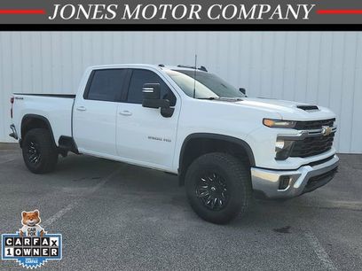 Used 2024 Chevrolet Silverado 2500 LT w/ Convenience Package