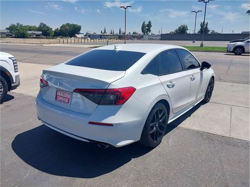 Used 2024 Honda Civic Sport image 5