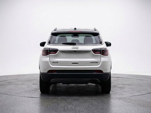 Used 2025 Jeep Compass Limited AWD/4WD image 7