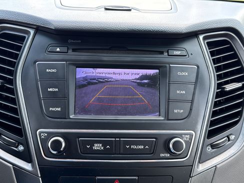 Used 2018 Hyundai Santa Fe Sport FWD image 21