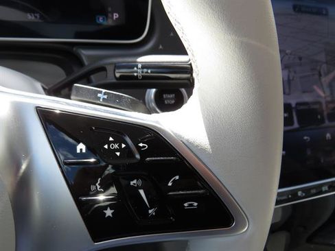 Used 2023 Mercedes-Benz EQE 350+ 4MATIC SUV image 11