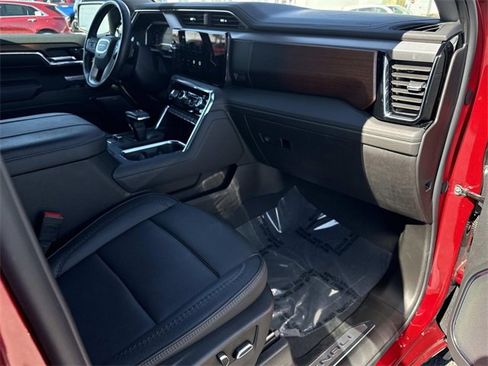 Used 2024 GMC Sierra 1500 Denali image 12